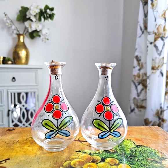 Antique Handpainted Glass Cruet Set Red Flowers, Wood Stoppers, Made in Japan - Picture 13 of 13